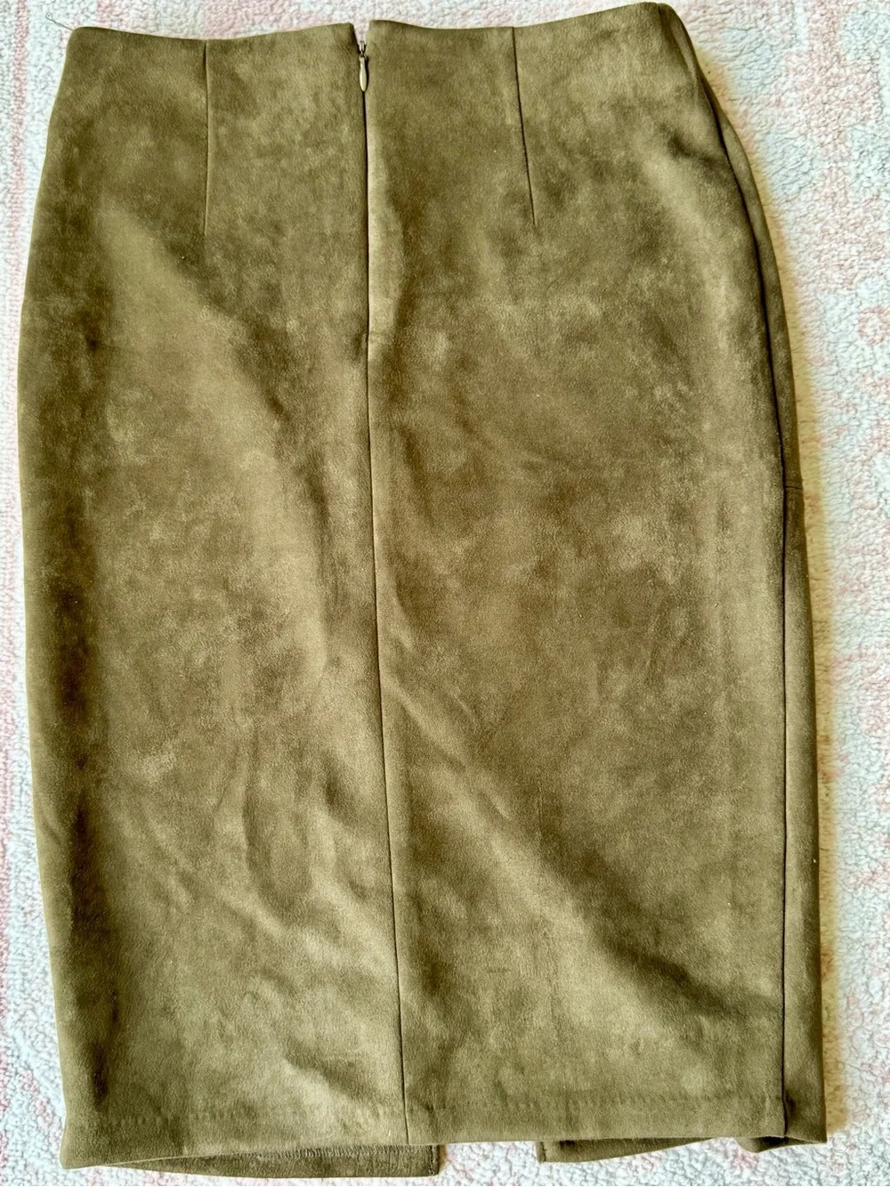Lulu’s Total Allure Olive Green Suede Pencil Midi Skirt, Size Medium